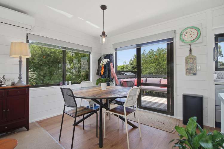 3 Stella Drive Clarks Beach_6