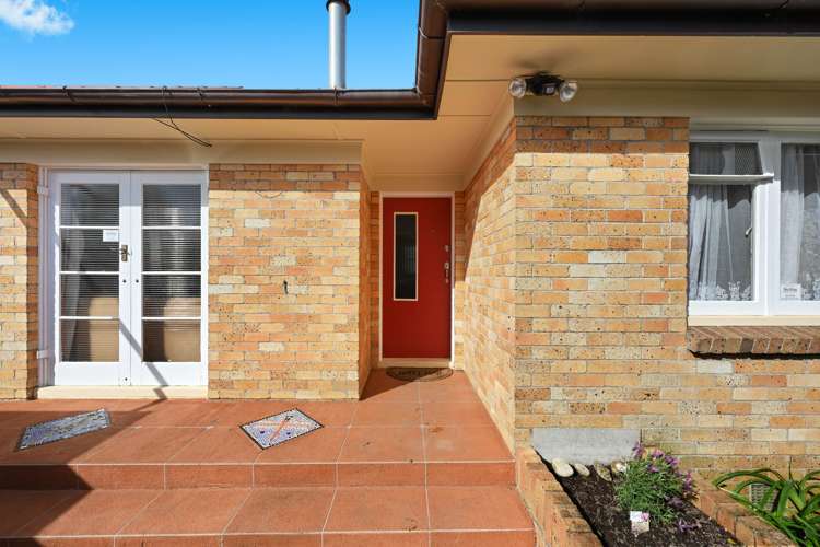 99 Cook Street Hamilton East_1