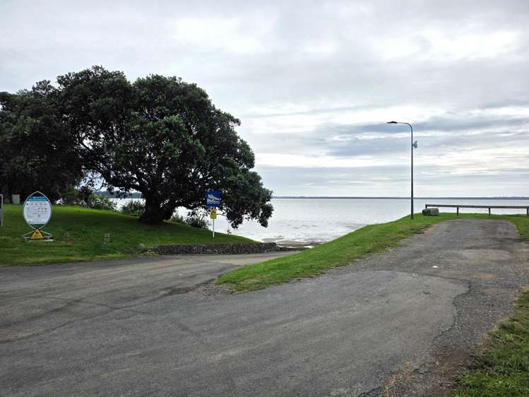 244 Beach Road Katikati_12