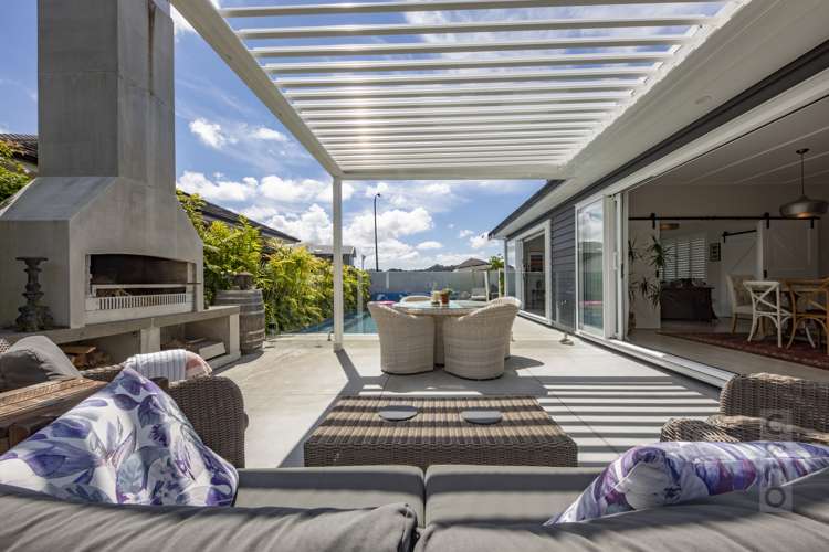 22 The Landing Riverhead_13