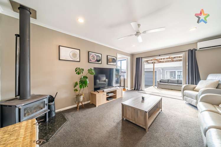 13 Chapman Crescent Naenae_5