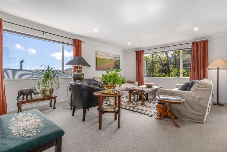 47 Saint Ives Drive Camborne_6