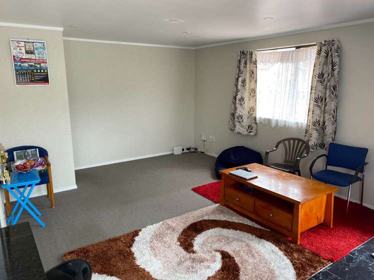 2/68 Weymouth Road Manurewa_3