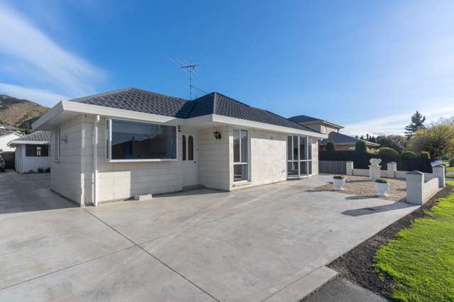 61 Laing Crescent Heathcote Valley_1