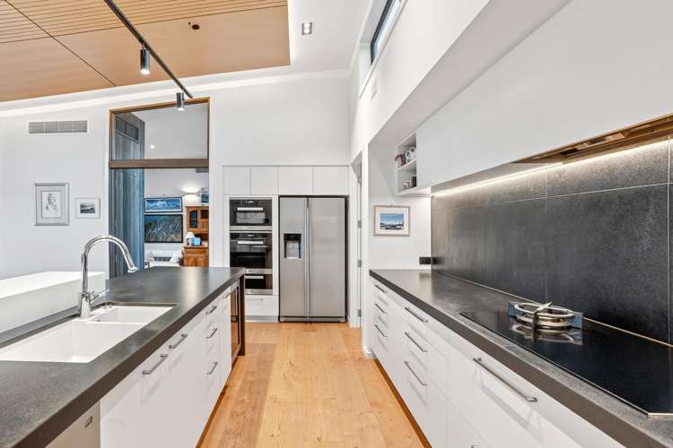 63 Infinity Drive Wanaka_6