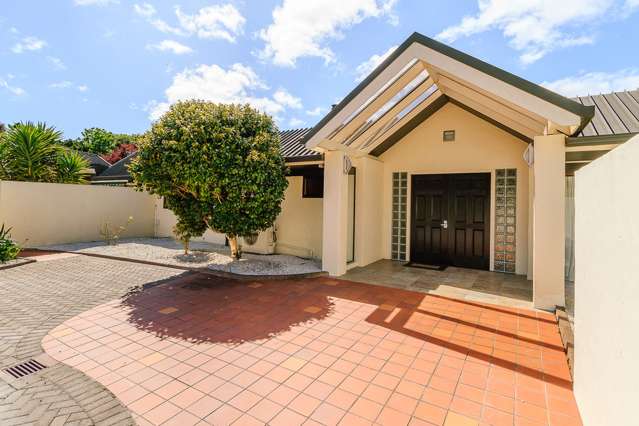 20 Corrondella Grove Belmont_2