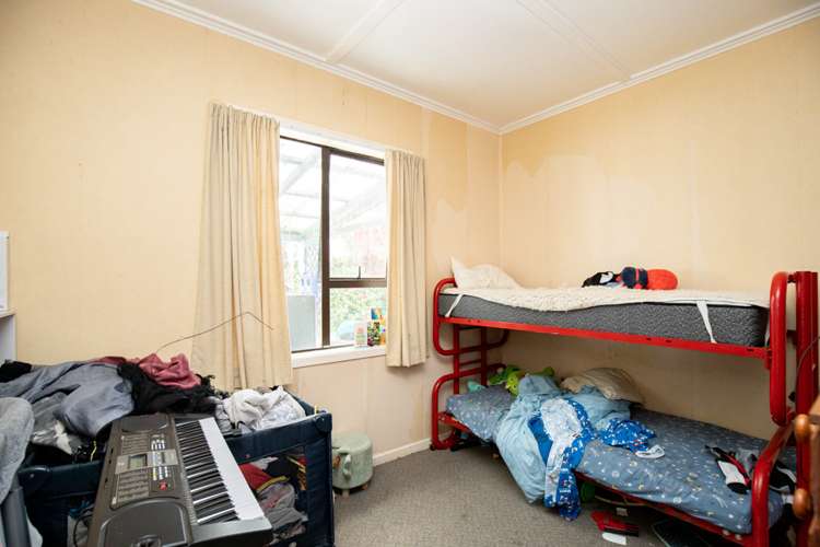 18 Canal West Road Waitakaruru_7