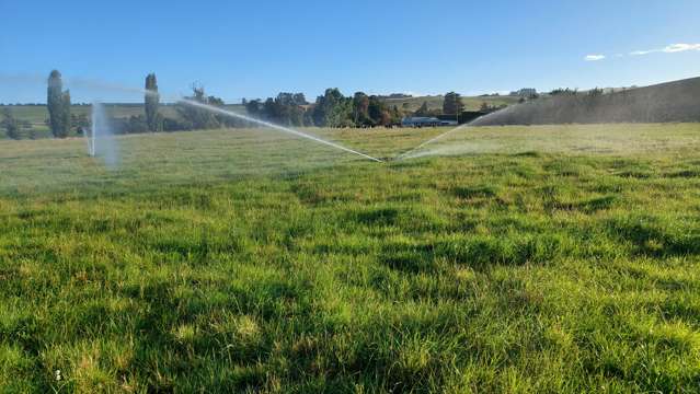 Riverside Farm – 302ha