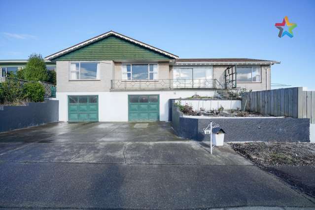 LARGE FAMILY HOME