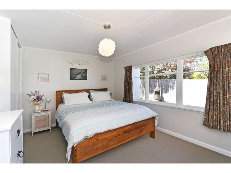 59 The Ridgeway Stoke_11