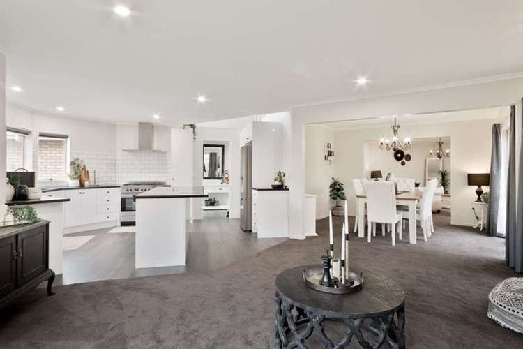 4 Longwood Place_4