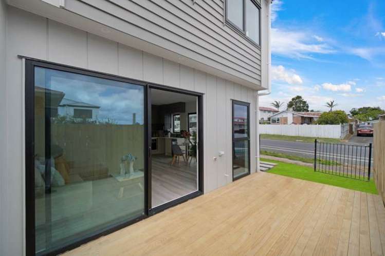 40E Friesian Drive Mangere_13
