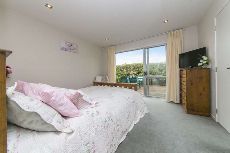 20 Onedin Place Titirangi_9