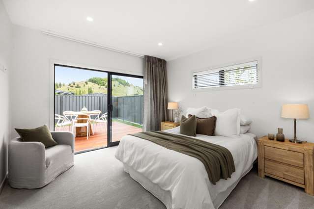 10 West Place Greenmeadows_2