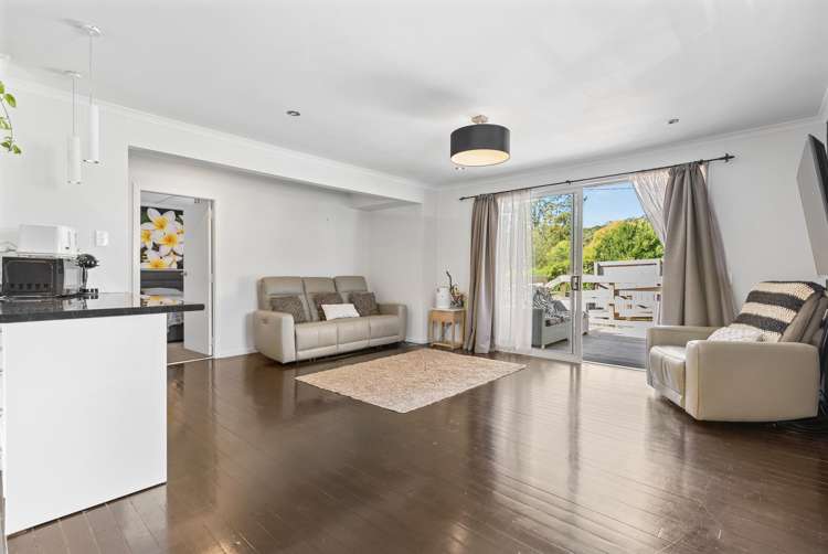 72 Glen Road Ranui_5