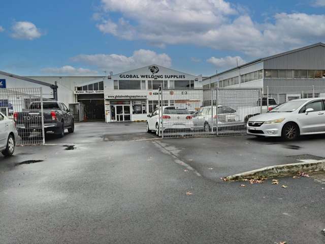 HIGH-PROFILE INDUSTRIAL OPPORTUNITY IN ROSEBANK