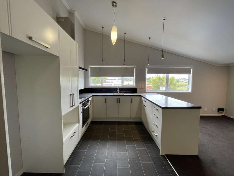 b/38 Beach Road Dargaville_5