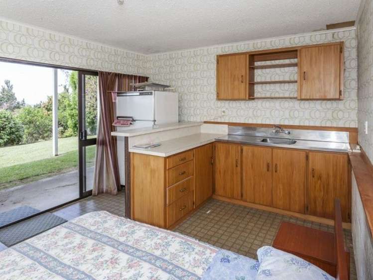 108 Fernleigh Glade Whangamata_18