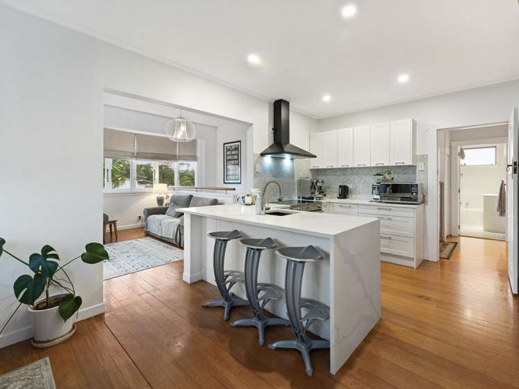 17A Griffen Park Road Mount Roskill_41