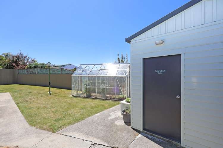 7 Waitaki Drive East Otematata_24