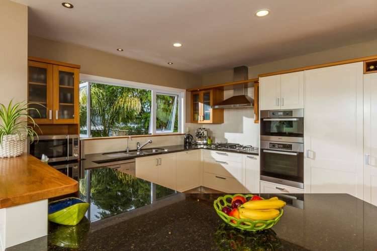 58 Parr Terrace Castor Bay_16