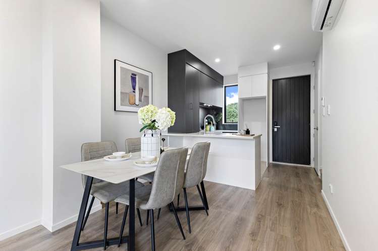 11D Mandarin Place_3