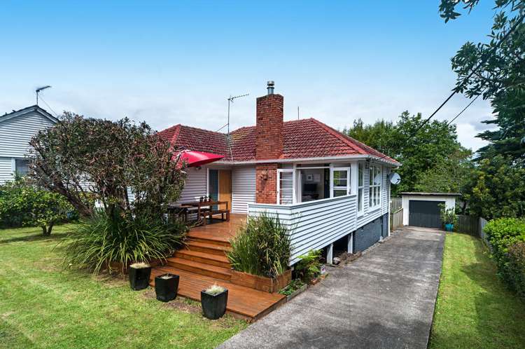 38 Weybridge Crescent Glen Innes_1