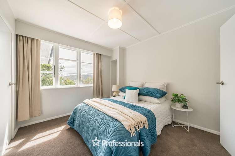 11 Hill Grove Naenae_12