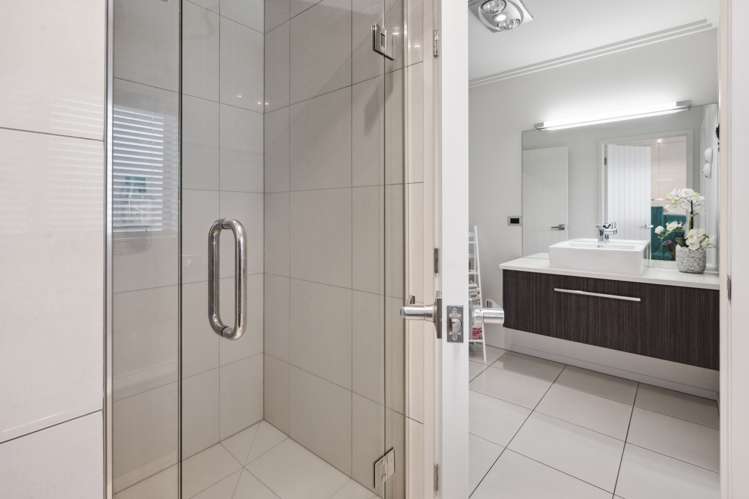 66a Basley Road Owhata_15