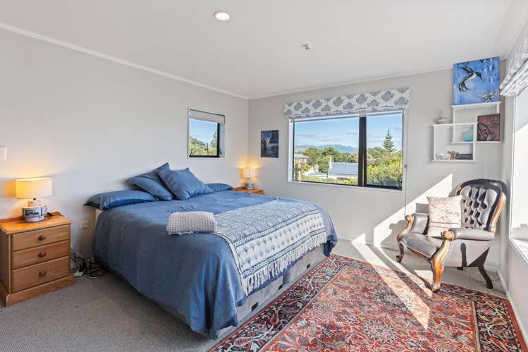 14 Koromiko Street Otaki Beach_18