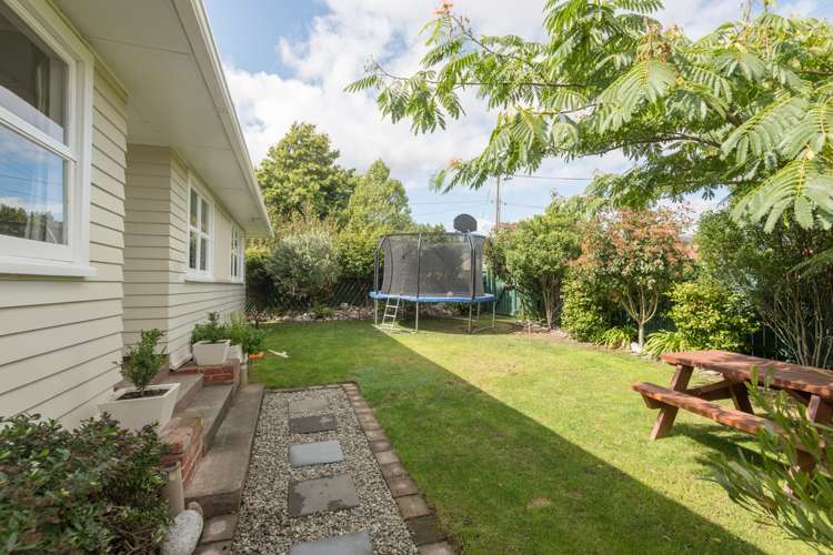 9a Manson Avenue Stoke_22