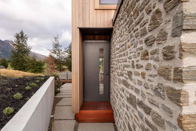 13 Soudley Court Jacks Point_3