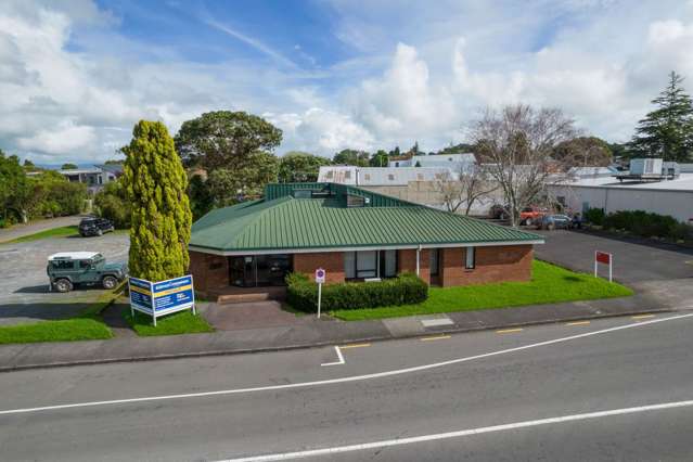 HIGH PROFILE GROUND FLOOR OFFICE