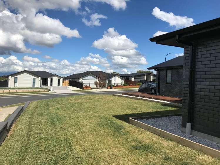 23 Waireka Road Rototuna North_24