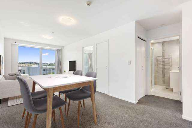 215/17 Link Crescent Stanmore Bay_4