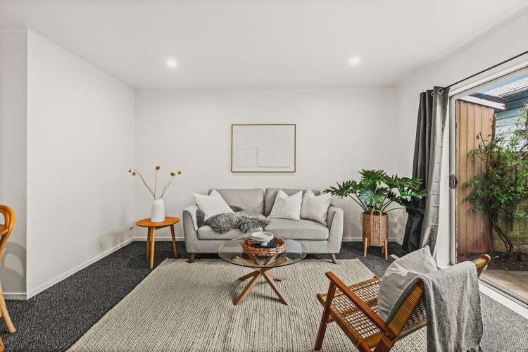 2/163 Nelson Crescent Napier South_6
