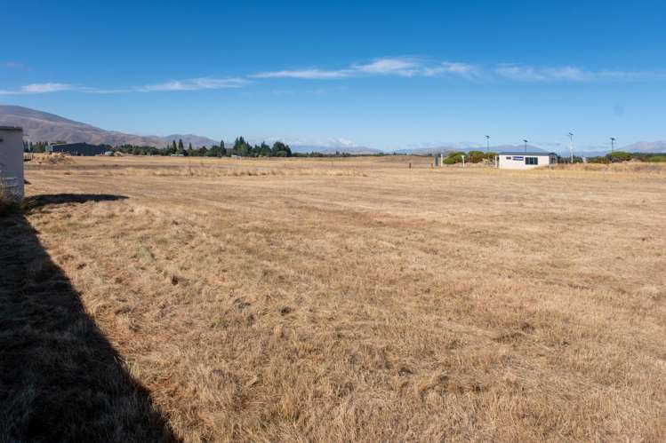 3 De Havilland Drive Twizel_5