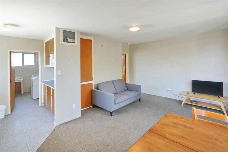 2 Raglan Street Phillipstown_13