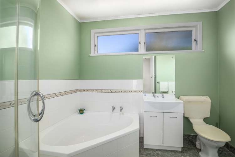 80a Mana View Road Paremata_12