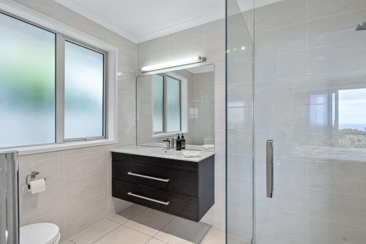 15 Seaview Crescent Hatfields Beach_21