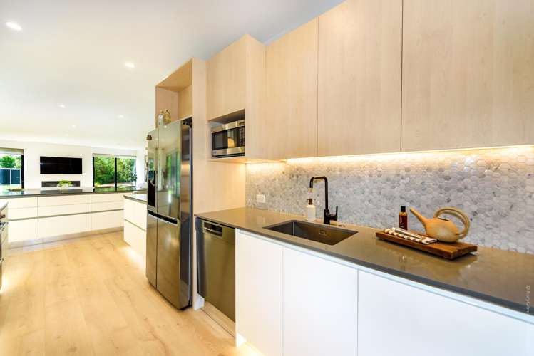 150 North Belt Lincoln_11