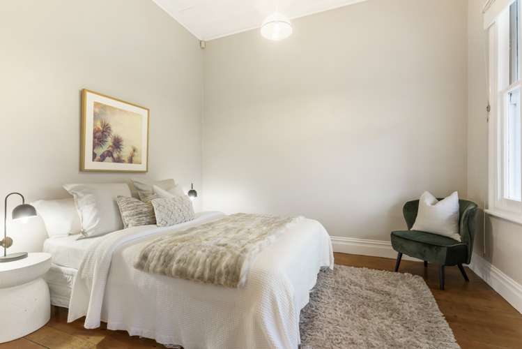 54 Eskdale Road Birkdale_9