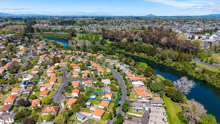 57 Jellicoe Drive Hamilton East_10