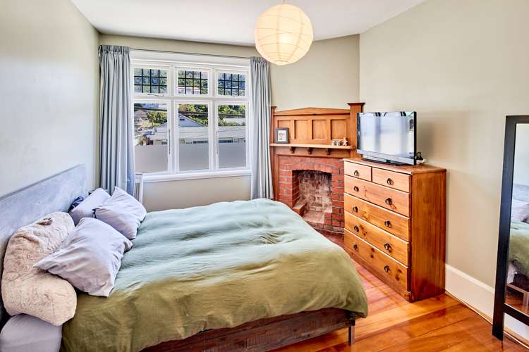 355 The Parade Island Bay_11