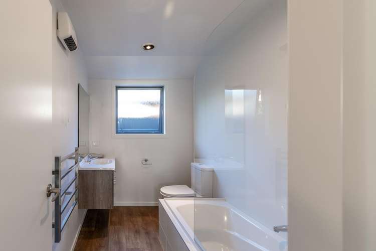 29 Risinghurst Terrace Lower Shotover_10