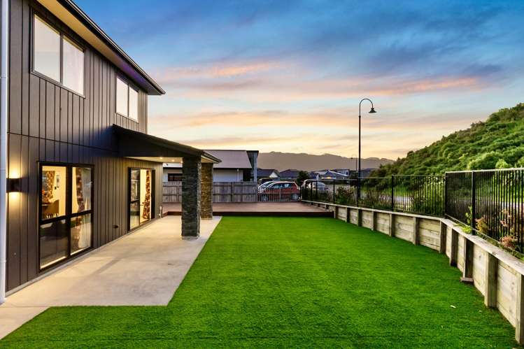 2 Opaoa Way Aotea_14