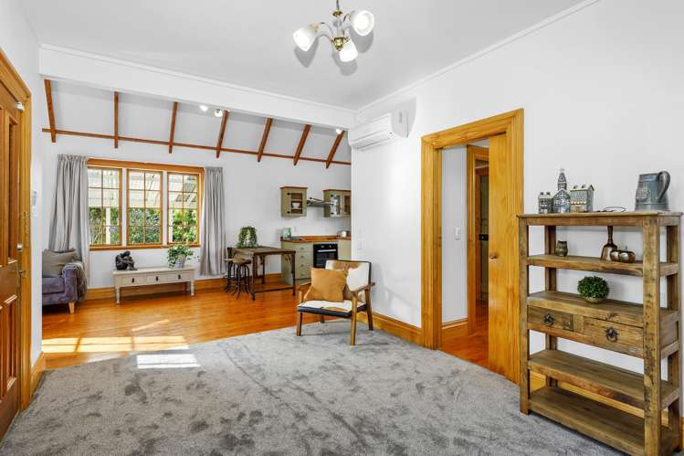 463A High Street South Carterton_4