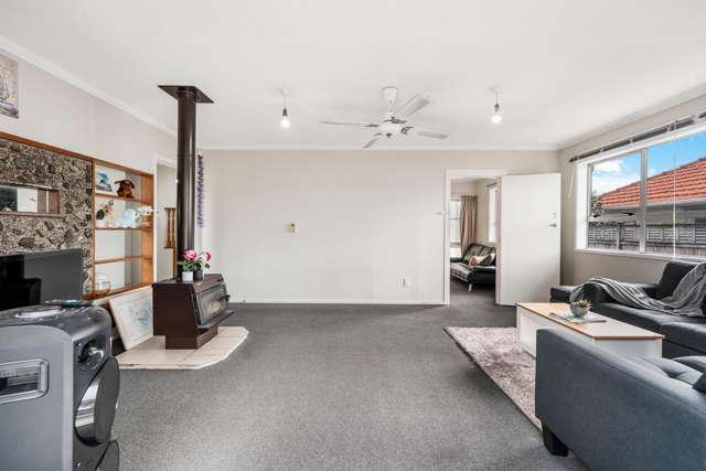10 Oxford Road Manurewa_1
