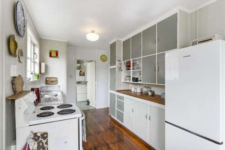 33 Denny Avenue Mount Roskill_6