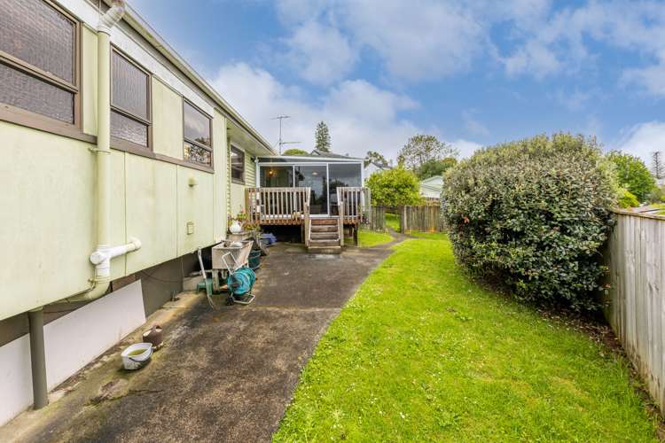 14 Gatman Street Birkdale_13